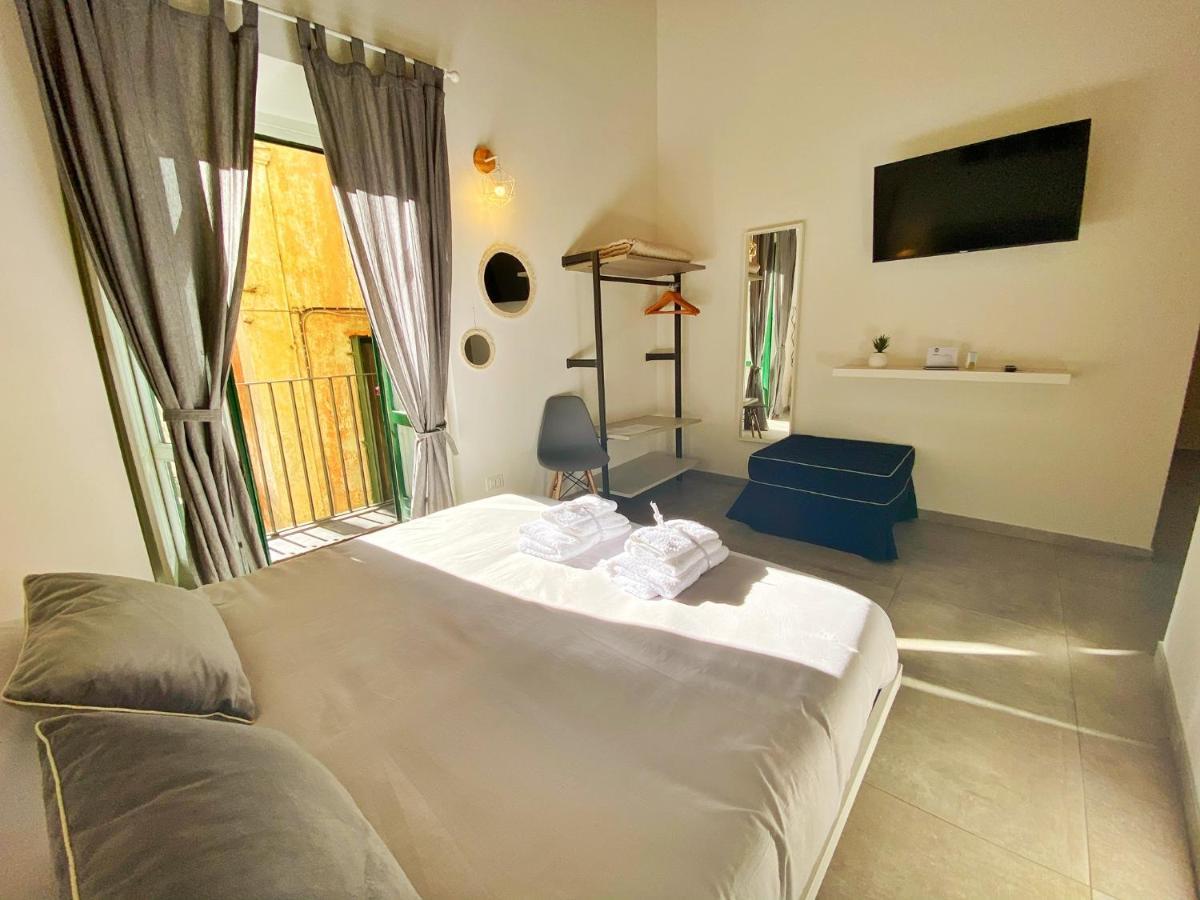 B&B Salerno In Centro エクステリア 写真